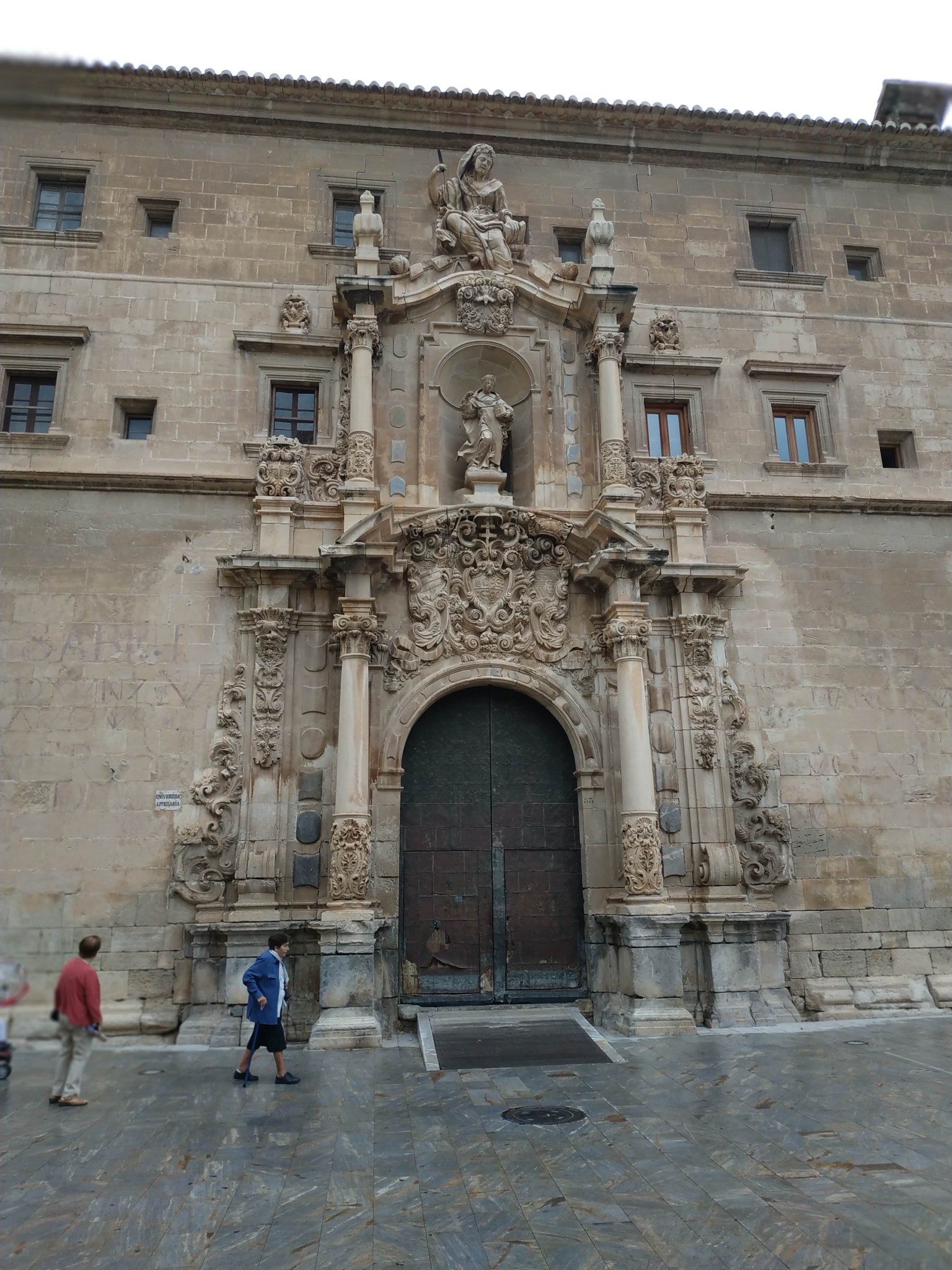 Puerta de la Universidad. Colegio Santo Domingo