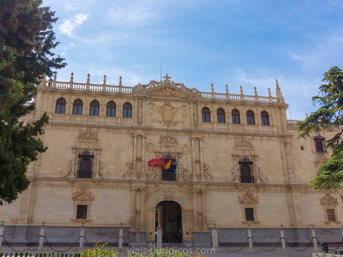 Juzgados de Alcalá de Henares. Un ordenamiento, un divorcio, los condueños y el crimen del obispo