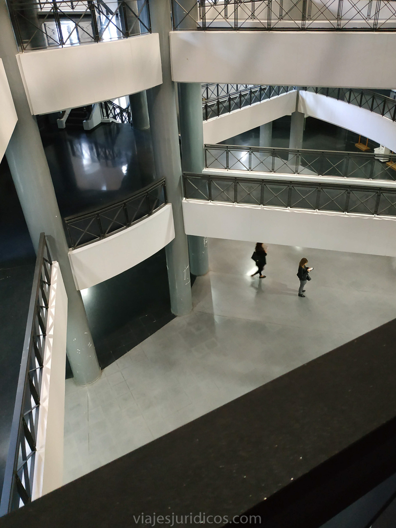 interior Juzgados Alicante pasillos